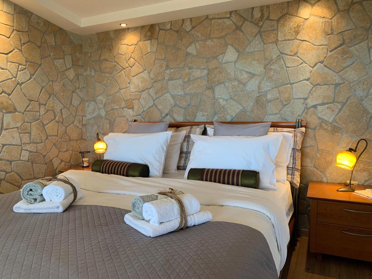 Апартаменты Doormat# Wait 'N Sea, Jacuzzi, Luxury Stone House Эпаноми Экстерьер фото
