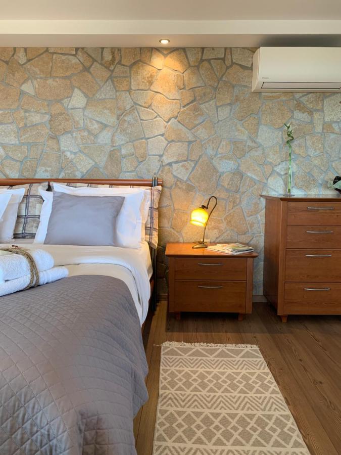 Апартаменты Doormat# Wait 'N Sea, Jacuzzi, Luxury Stone House Эпаноми Экстерьер фото