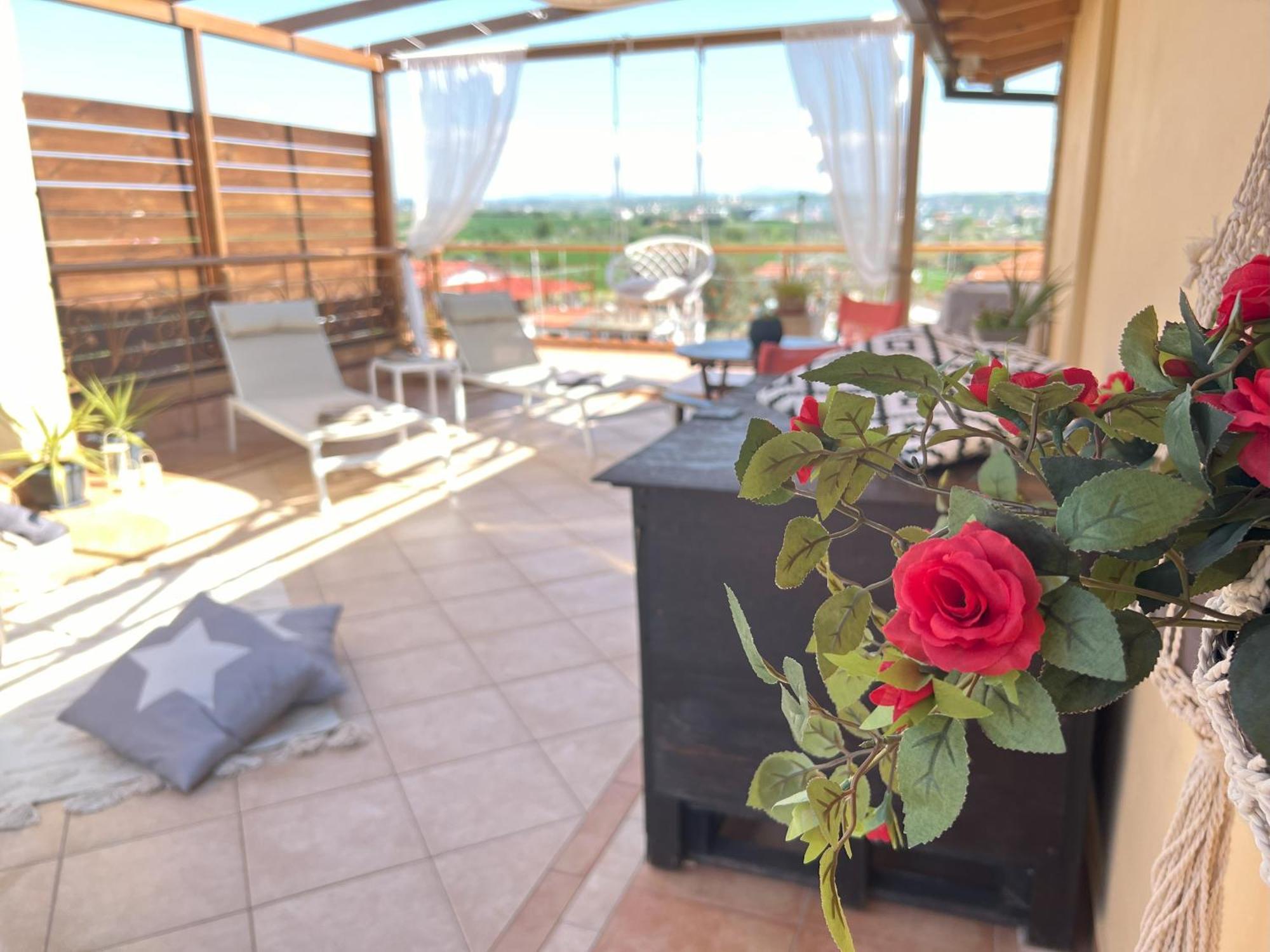 Апартаменты Doormat# Wait 'N Sea, Jacuzzi, Luxury Stone House Эпаноми Экстерьер фото